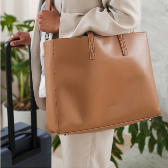 Calpak Haven Tote Bag - Picture 3 of 12